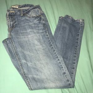 A regular pair of blue jeans